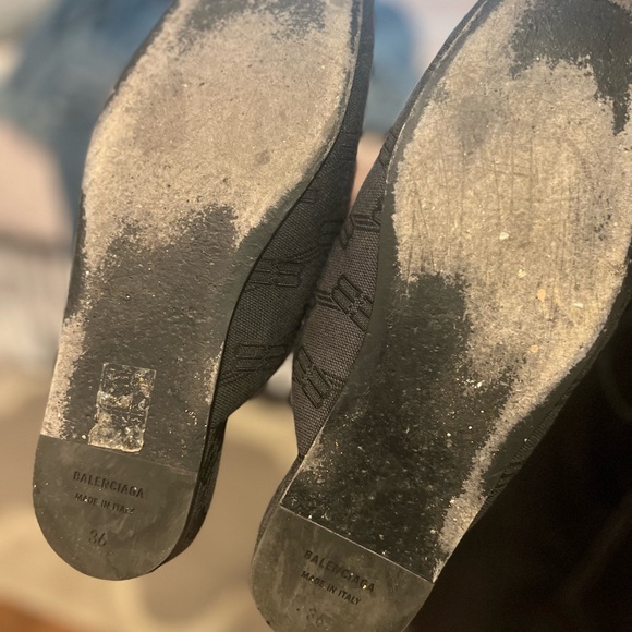 Authentic balenciaga slides - Picture 4 of 4